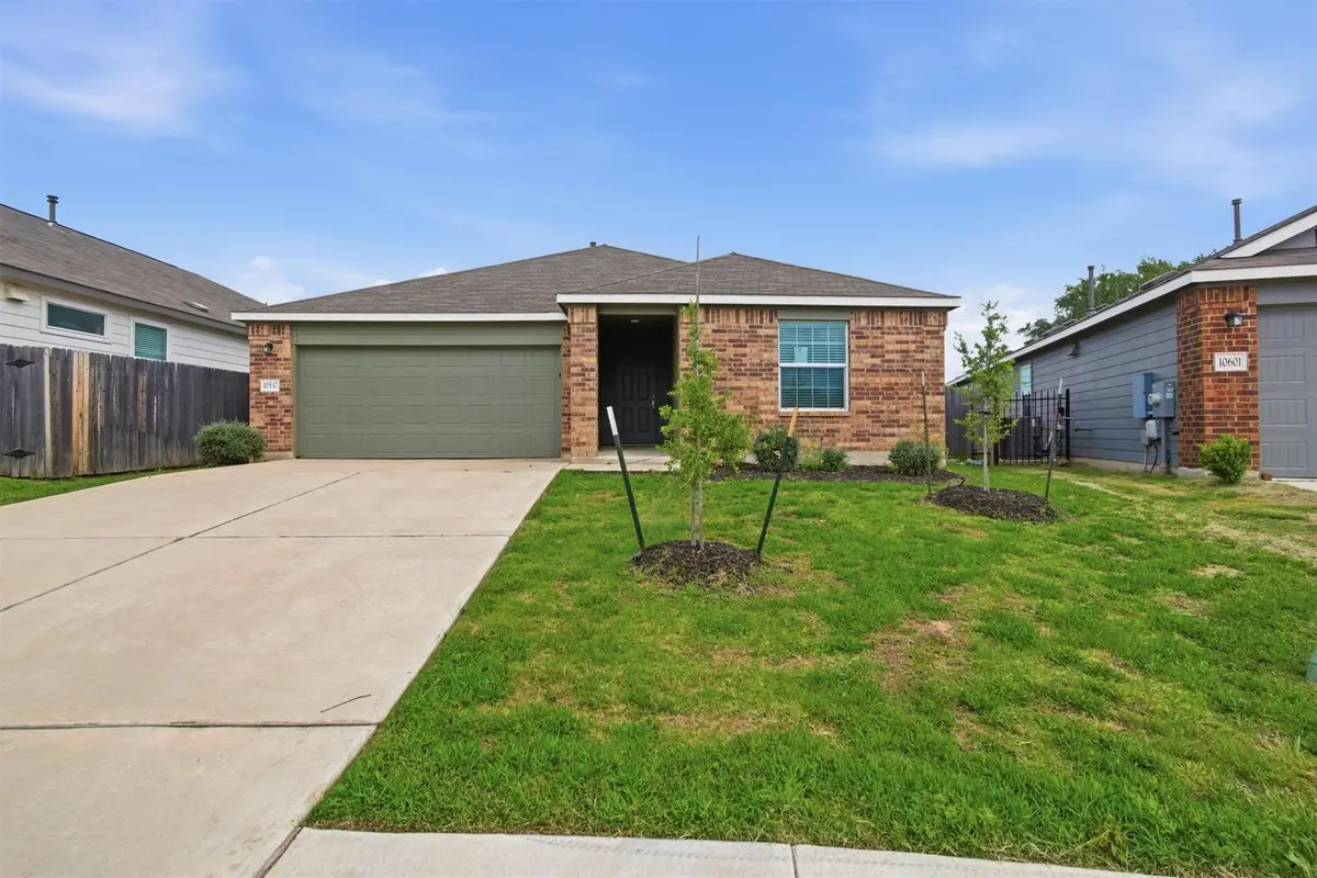 10537 Steinbeck Dr, Austin, TX 78747 - #1