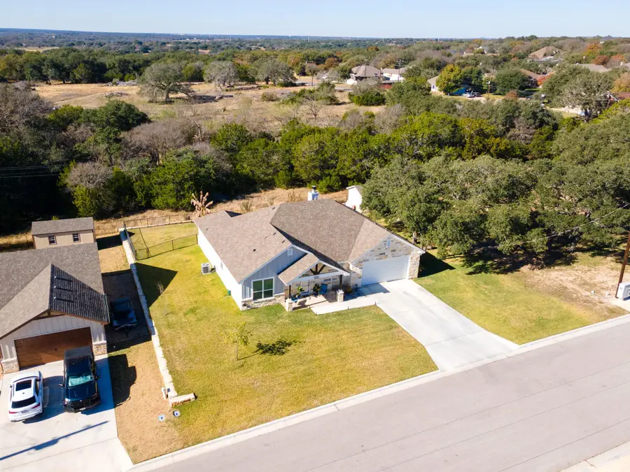 1610 Badger Ln, Lampasas, TX 76550 - Image #3