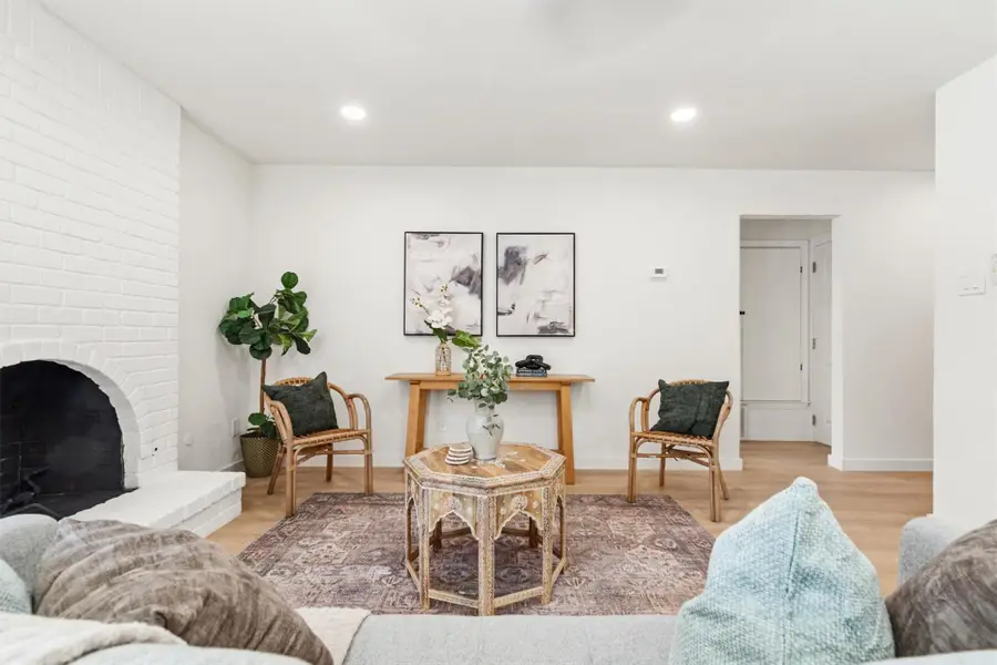 1307 Meadgreen Dr, Austin, TX 78758 - #3