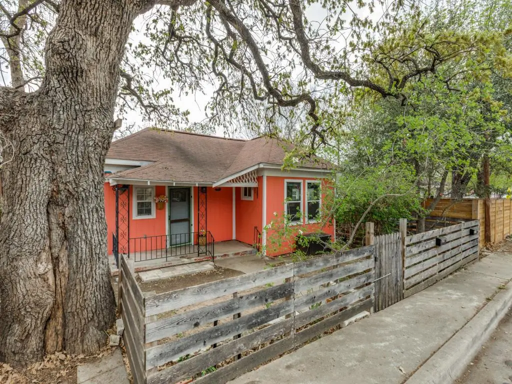 1903 E 10th St, Austin, TX 78702 - #1
