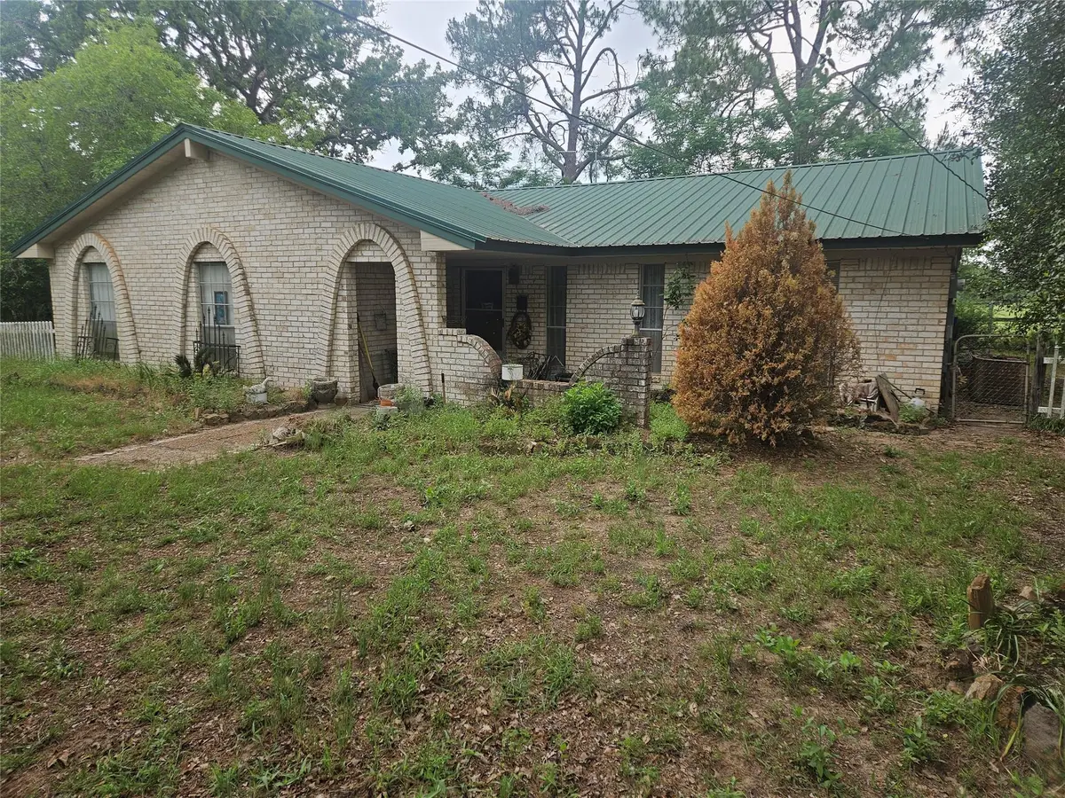 8912 Cr 322 Rds, Milano, TX 76556 - Image #1