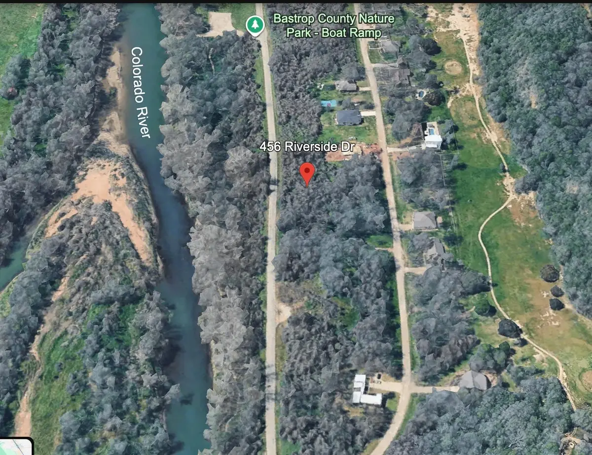 456 Riverside Dr, Bastrop, TX 78602 - #1
