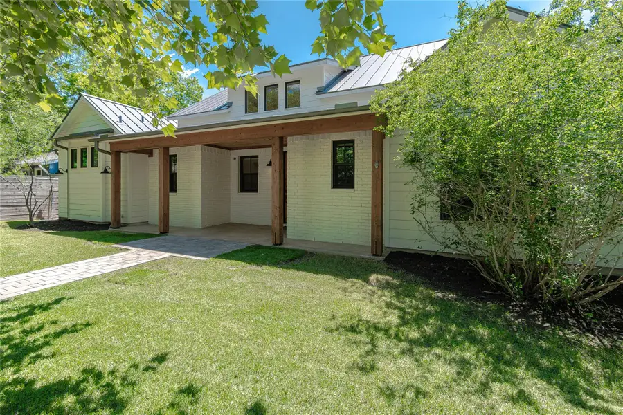 5805 Chesterfield Ave, Austin, TX 78752 - #3