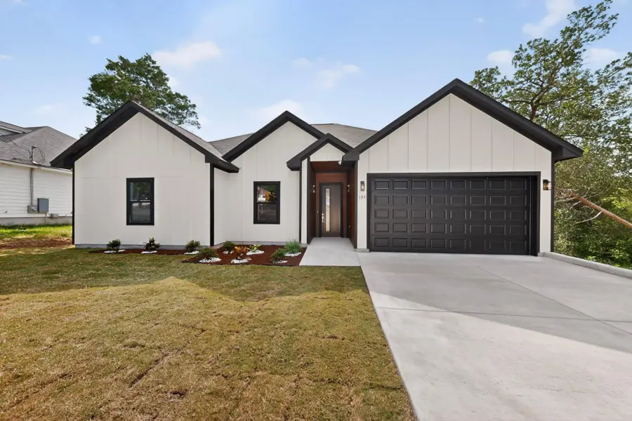 137 N Pohakea Dr, Bastrop, TX 78602 - #3