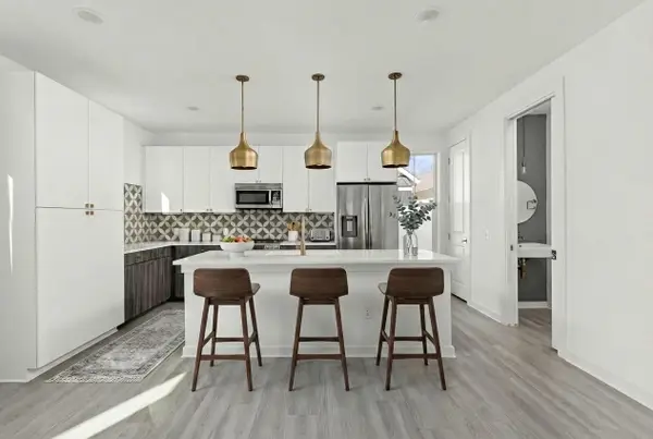 2624 Metcalfe Rd #17, Austin, TX 78741