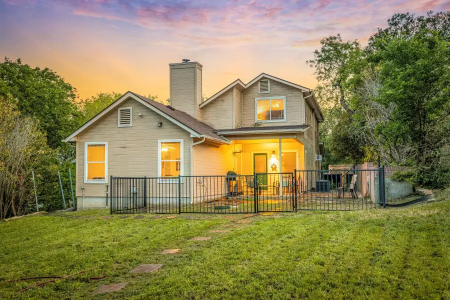 110 Hunter Ridge Rd, San Marcos, TX 78666 - #3