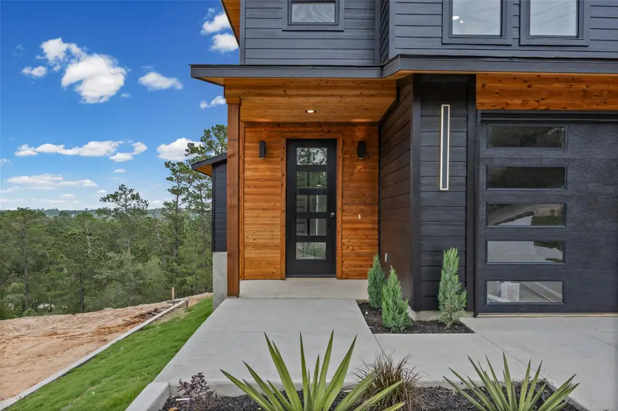 142 Mahalo Ct, Bastrop, TX 78602 - #3