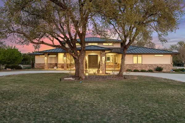 405 Spicewood Trails Dr, Spicewood, TX 78669