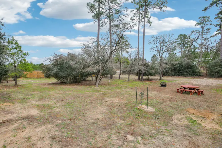 198 W Kelley Rd, Bastrop, TX 78602 - #3