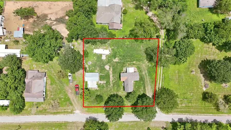 148 Brenham St, McDade, TX 78650 - #2