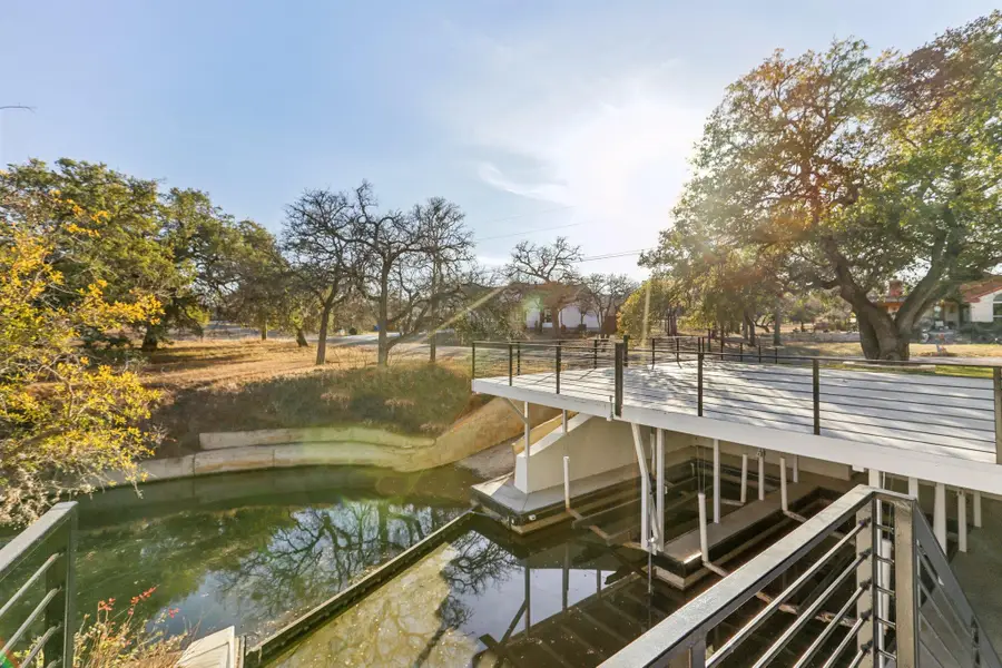 300 Deer Dr, Sunrise Beach Village, TX 78643 - #2