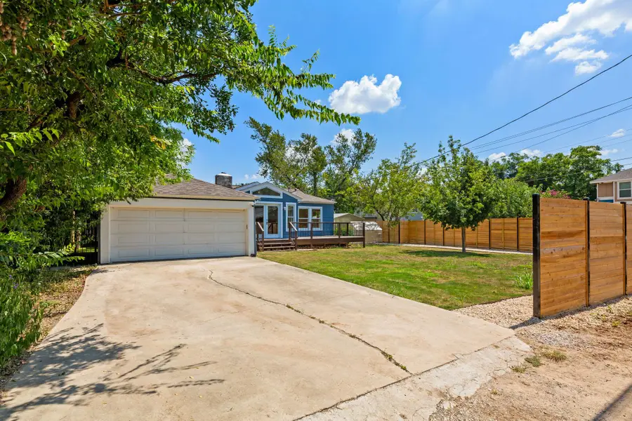 811 E 45th St, Austin, TX 78751 - #3