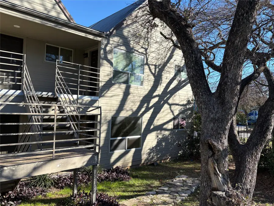 1514 Parker Ln #111, Austin, TX 78741 - #3