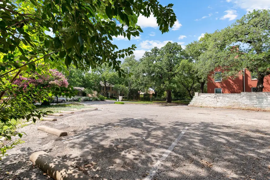 1405 Hartford Rd #106, Austin, TX 78703 - #2