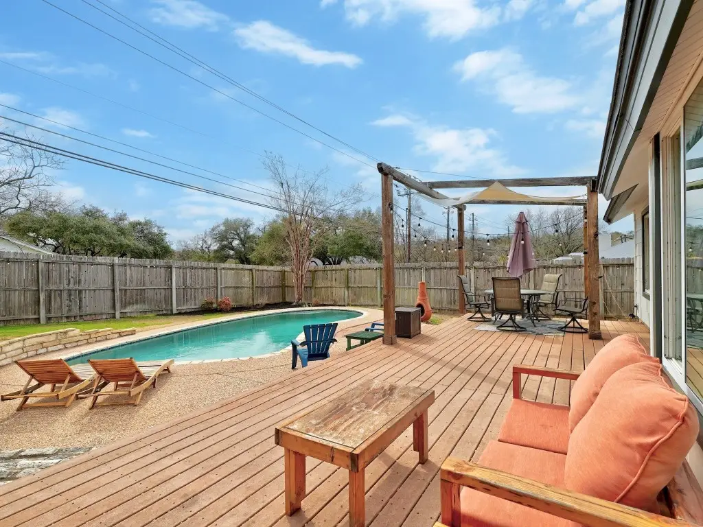 11501 Oak Knoll Dr, Austin, TX 78759 - #1