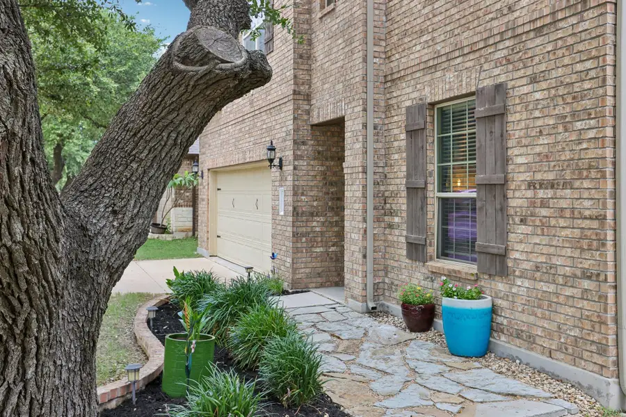 1924 Granite Springs Rd, Leander, TX 78641 - #2