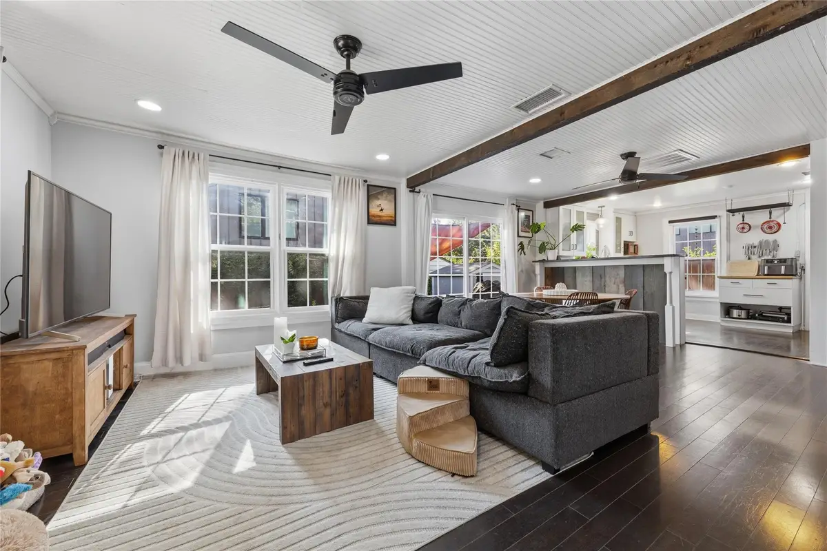 66 Navasota St, Austin, TX 78702 - #1
