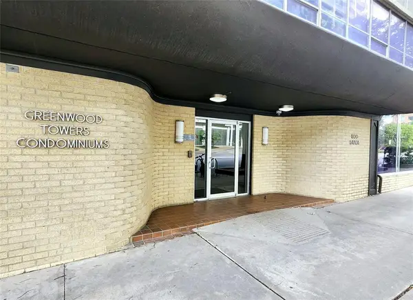 1800 Lavaca St #A806, Austin, TX 78701