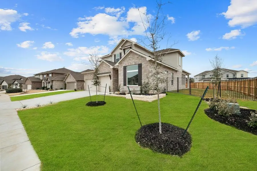129 Sanco Dr, Liberty Hill, TX 78642 - #2