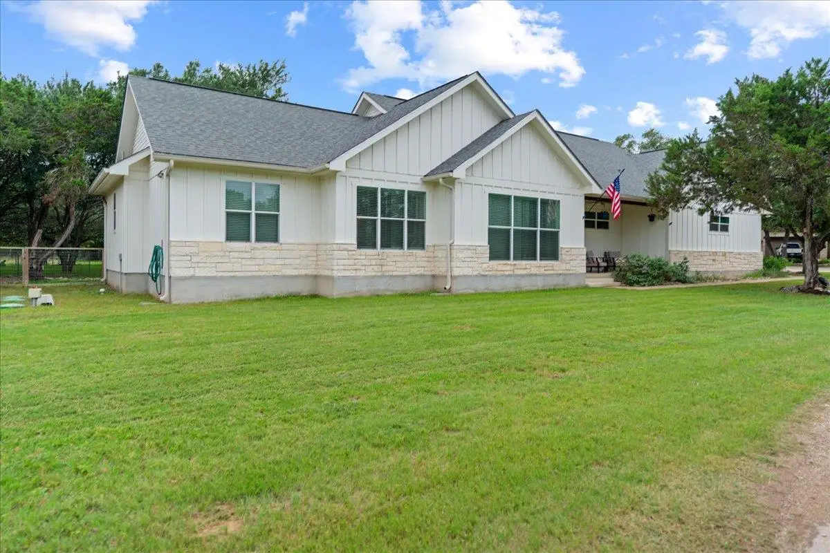 1 Agarita Cir, Wimberley, TX 78676 - #1