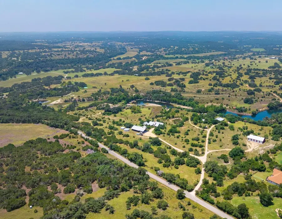 520 Holder Ln, Dripping Springs, TX 78620 - #3