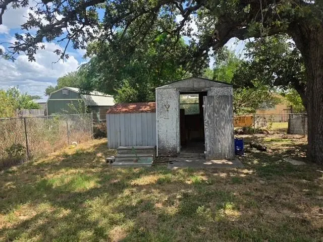 201 Aster St, Kingsland, TX 78639 - #3