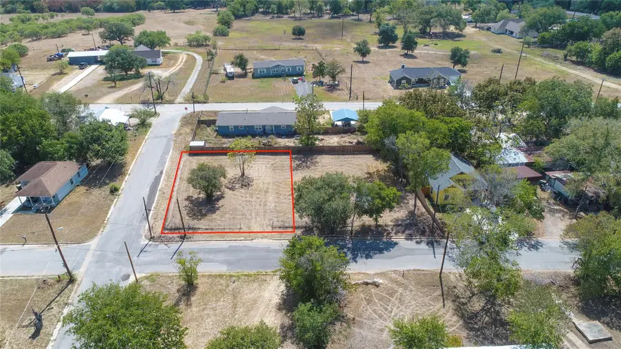 1602 Cummings St, Luling, TX 78648 - #3