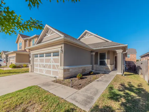 109 Holstein St #107, Hutto, TX 78634