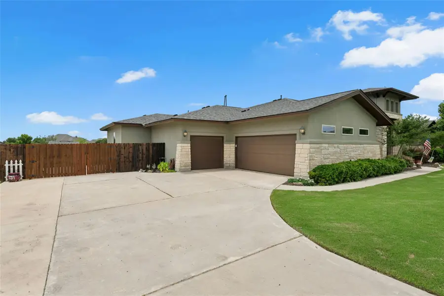 112 Cavalier Cv, Hutto, TX 78634 - #2
