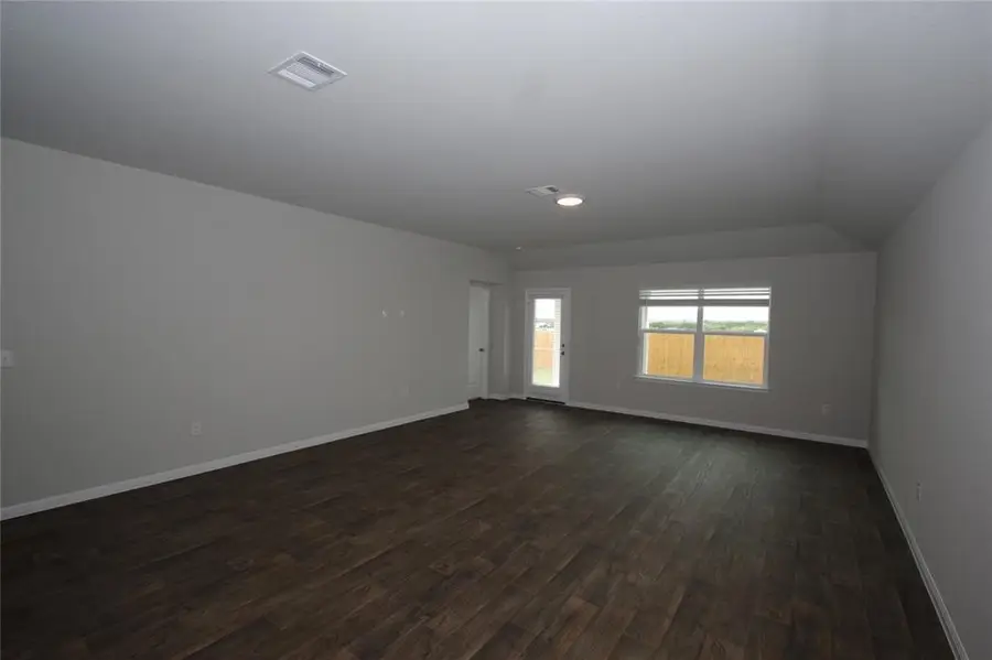 484 Dove Trl, Bertram, TX 78605 - #3