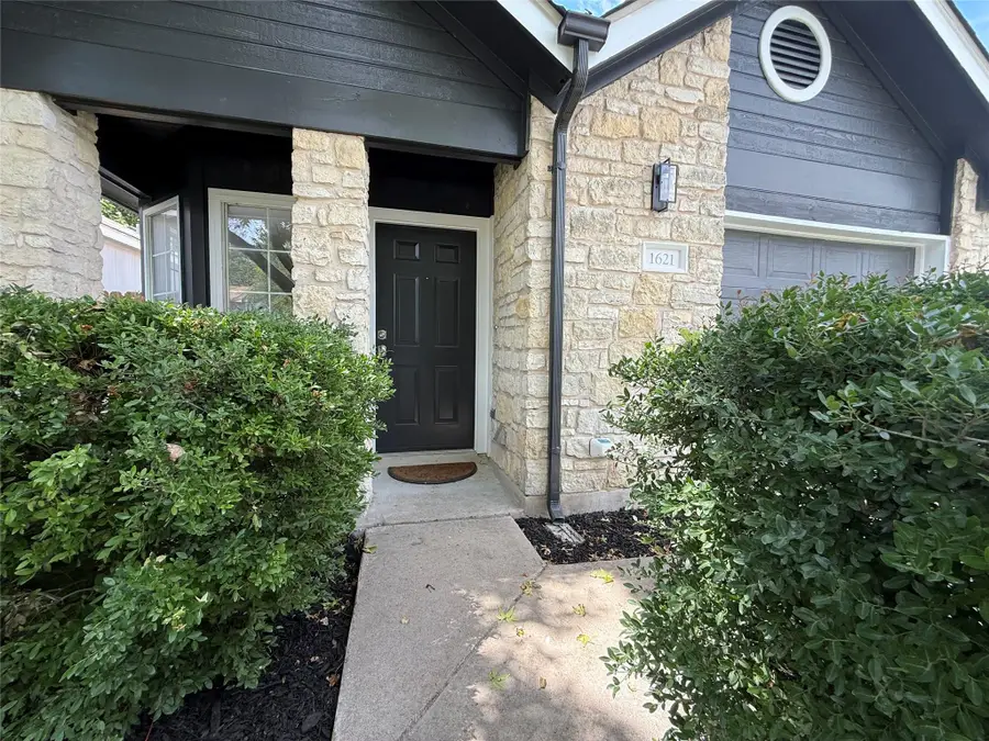 1621 Parkfield Cir, Round Rock, TX 78664 - #2