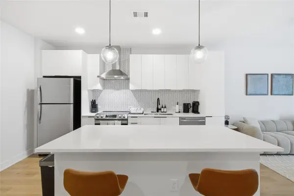 2500 Longview St #219, Austin, TX 78705