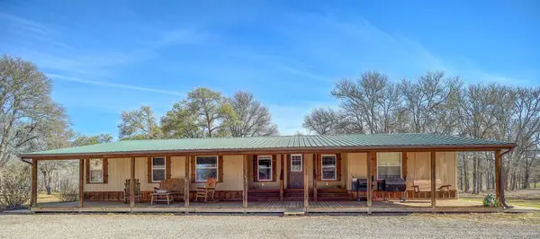 1675 Watterson Rd, Red Rock, TX 78662