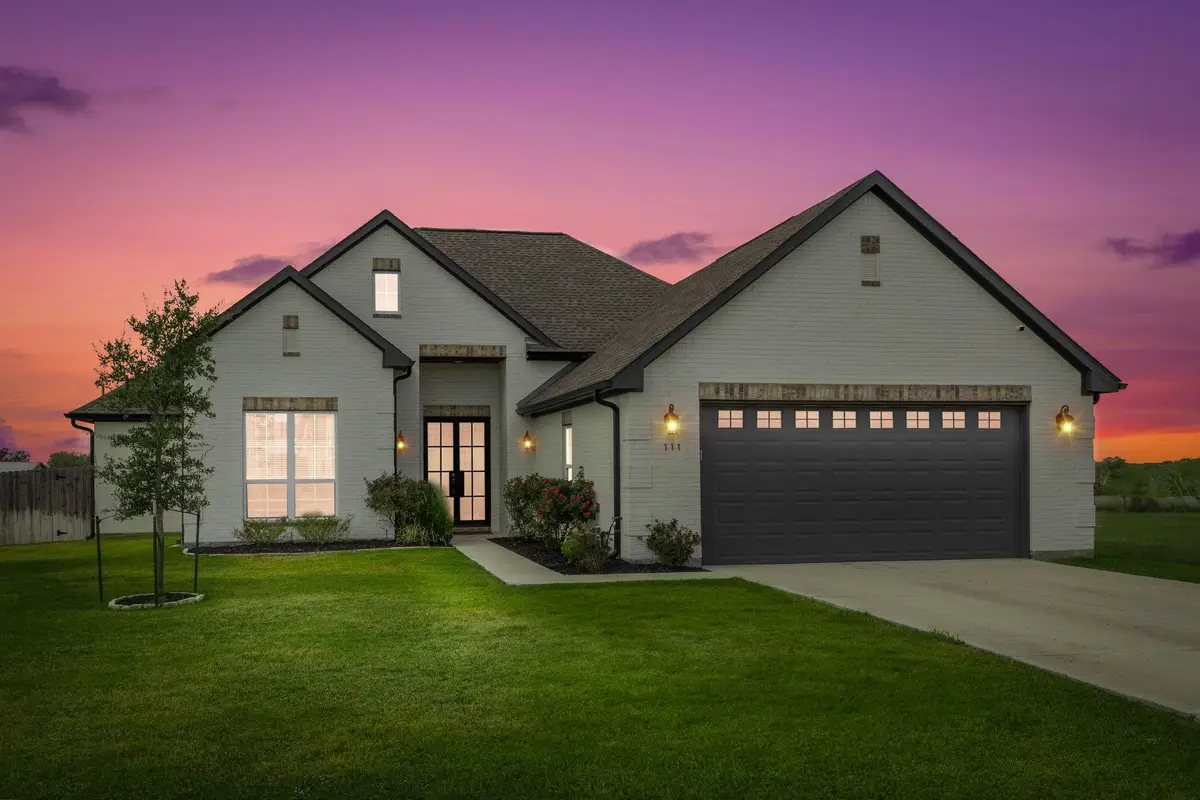 111 Fosters Branch Dr, Schulenburg, TX 78956 - #1