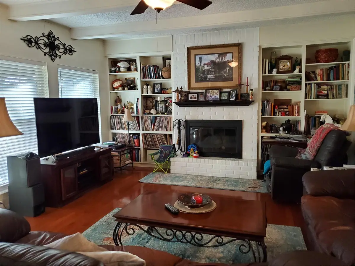 9411 Cedar Crest Dr, Austin, TX 78750 - #1