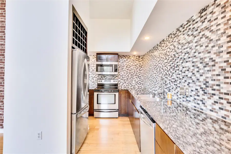 2200 Dickson Dr #217, Austin, TX 78704 - Image #3