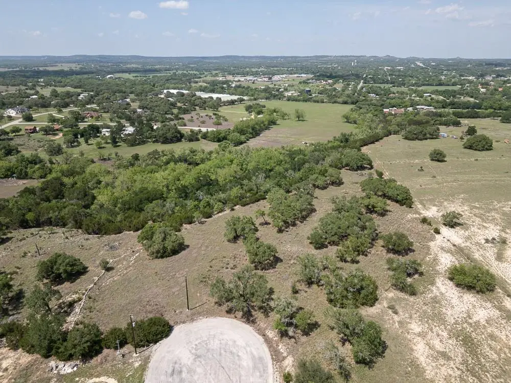 123 El Nopal Dr, Blanco, TX 78606 - #1