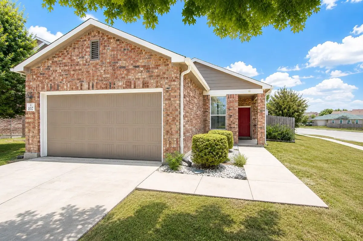 102 Landing Ln, New Braunfels, TX 78130 - #1