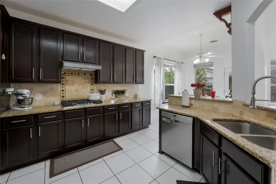 531 Raven Rdg, New Braunfels, TX 78130 - #3