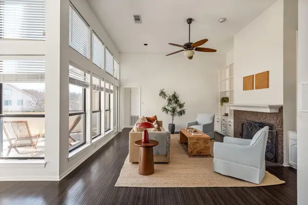 1910 Robbins Pl #311, Austin, TX 78705