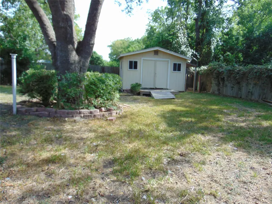 10301 Ray Ave, Austin, TX 78758 - Image #2