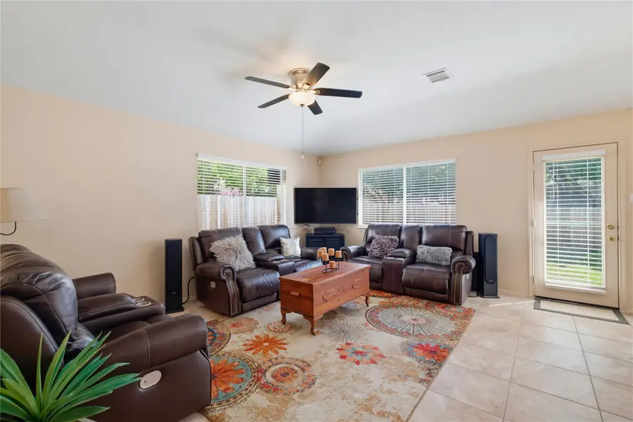 3549 Rock Shelf Ln, Round Rock, TX 78681 - #3