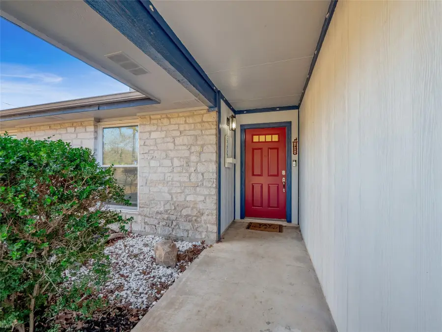 3209 Buffalo Springs Trl, Georgetown, TX 78628 - Image #2
