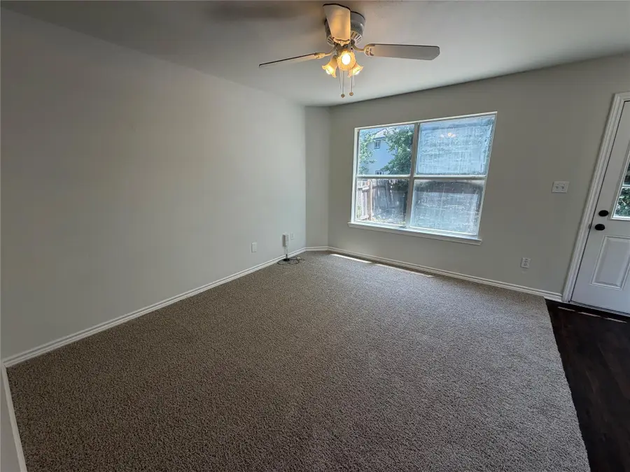 1555 Parkfield Cir, Round Rock, TX 78664 - #3