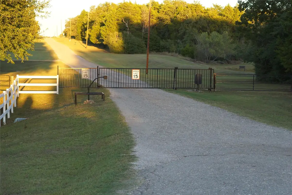 1135 Private Road 7039, Lexington, TX 78947 - #1