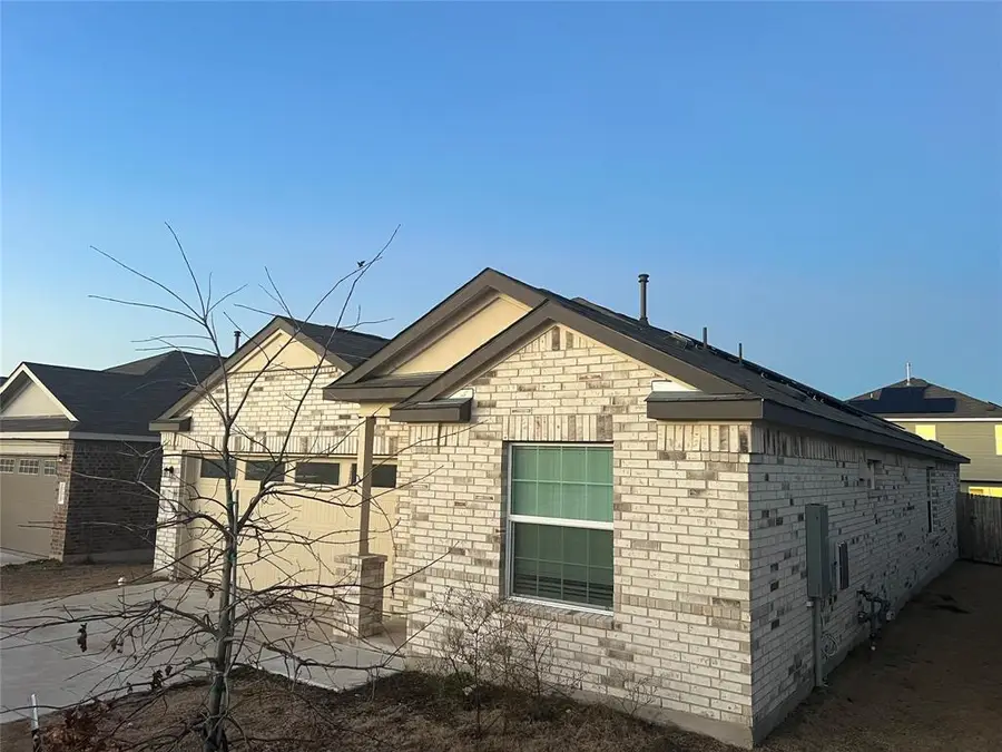 115 Vintage Dr, San Marcos, TX 78666 - #2