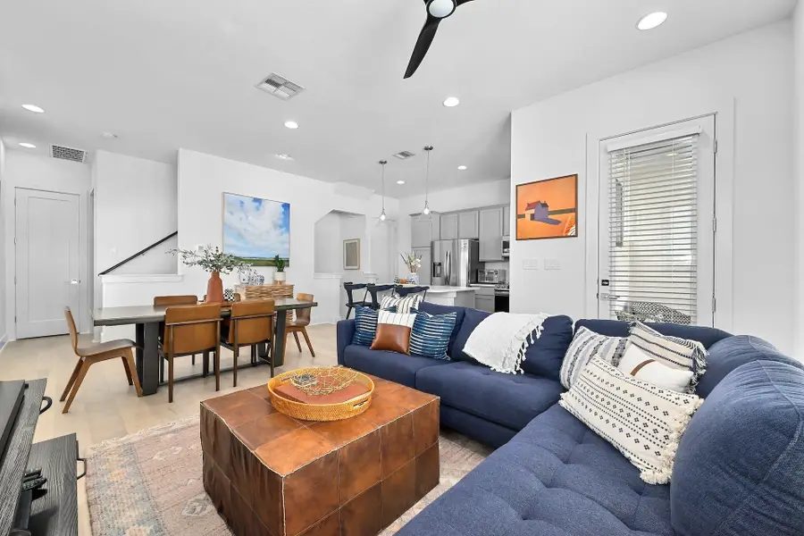 2050 Lohmans Spur Rd #2301, Lakeway, TX 78734 - Image #3