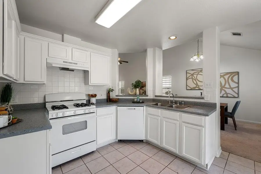 1637 Gaylord Dr, Austin, TX 78728 - #3