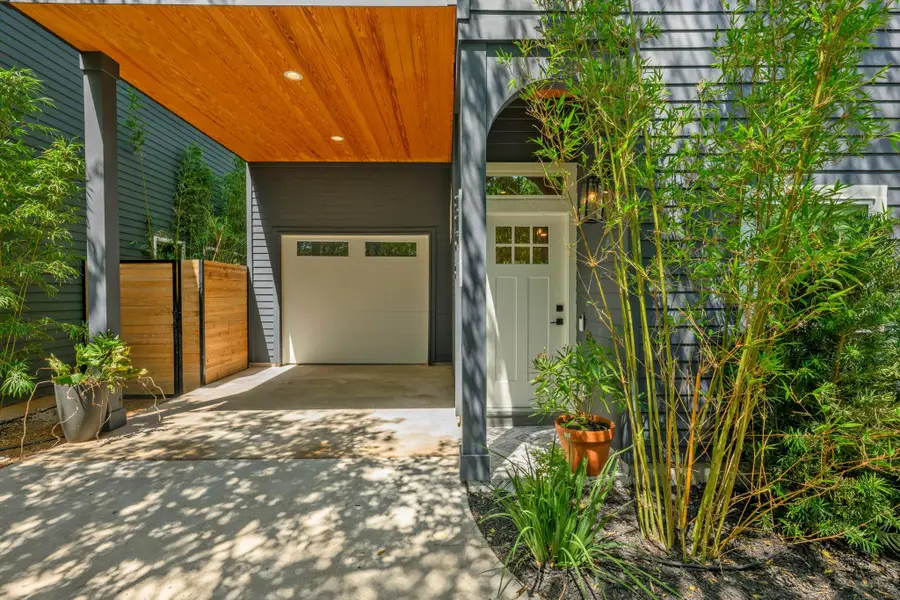 826 Morrow St #3, Austin, TX 78757 - #2
