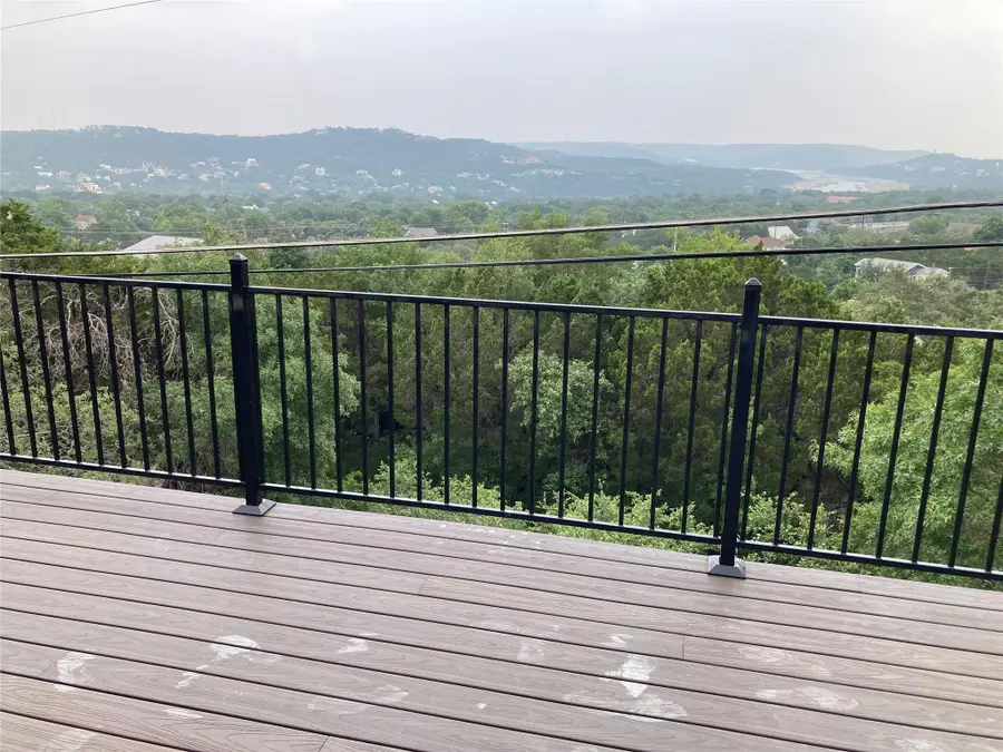 18716 W Lakeview Dr, Jonestown, TX 78645 - Image #3